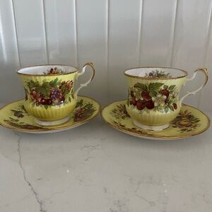Vintage Queen’s Tea Cup and Saucer Sets (4 pcs)